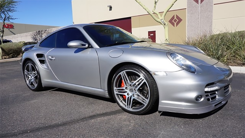 Illustration for article titled Why Buy A Nissan GT-R When This Porsche 911 Turbo Is Half The Price?Â
